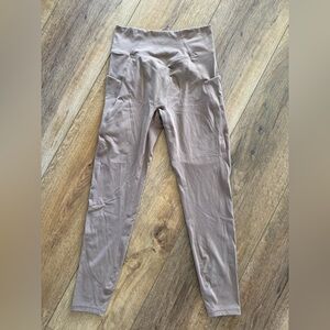 Buffbunny Countour Pocket Leggings size L Tan/Beige